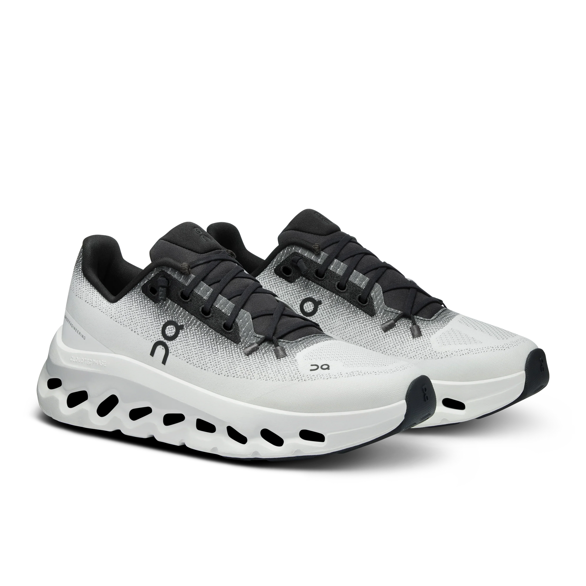 On Cloudtilt - Black | Ivory