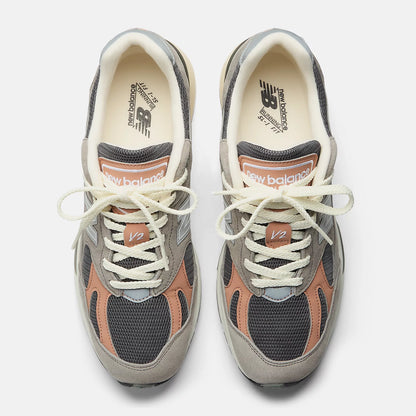 New Balance 991 - Elephant Skin / Cork / Dark Gull Grey