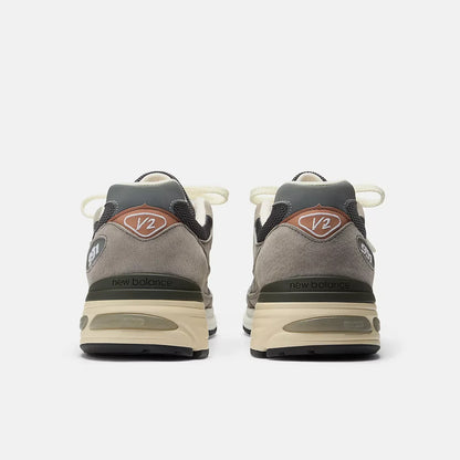 New Balance 991 - Elephant Skin / Cork / Dark Gull Grey