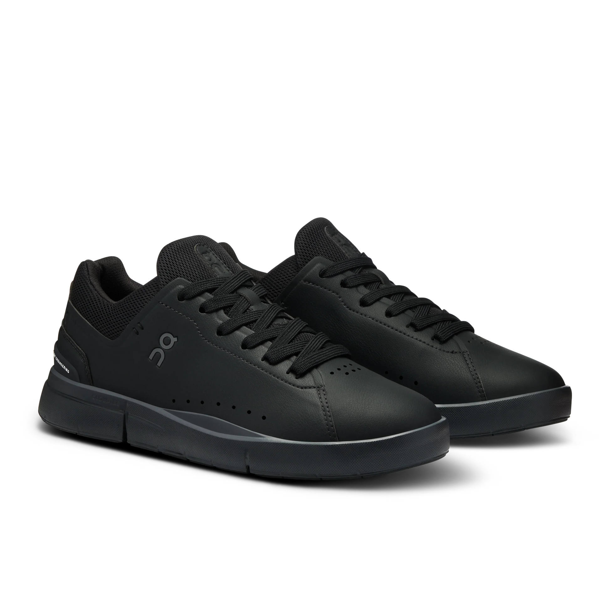 On THE ROGER Advantage - All Black