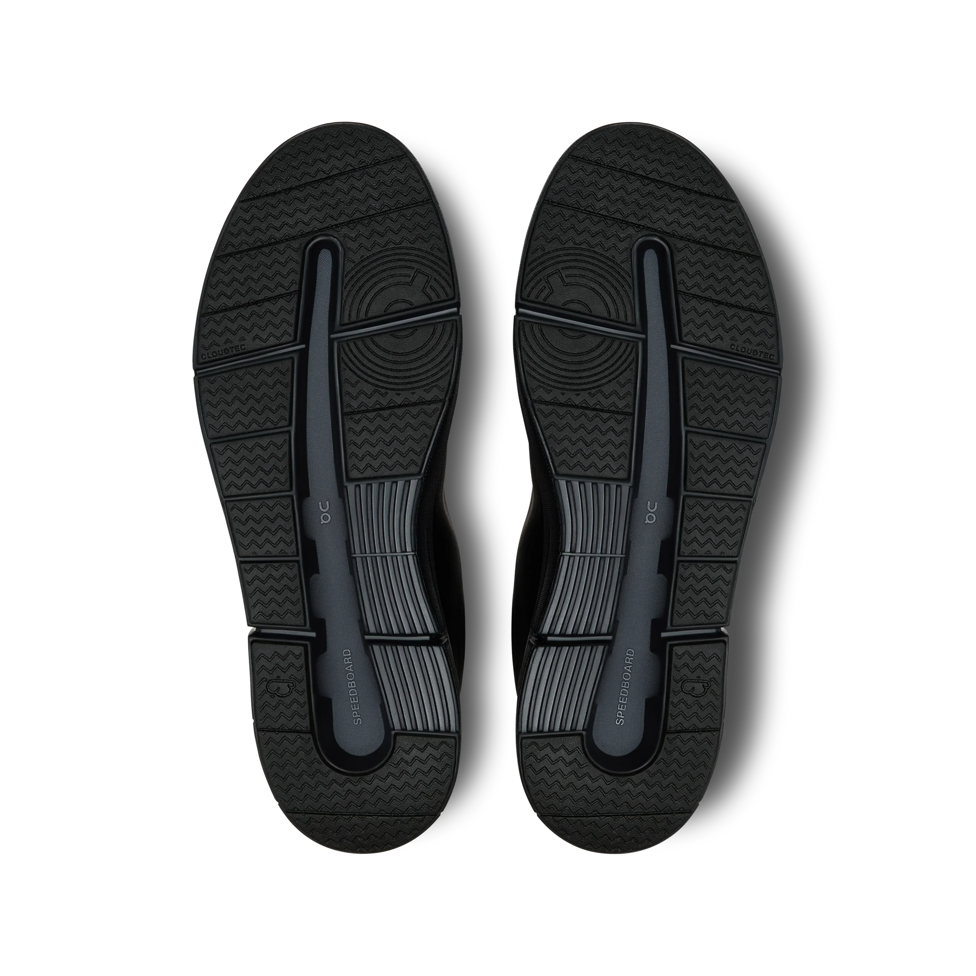 On THE ROGER Advantage - All Black