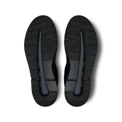 On THE ROGER Advantage - All Black