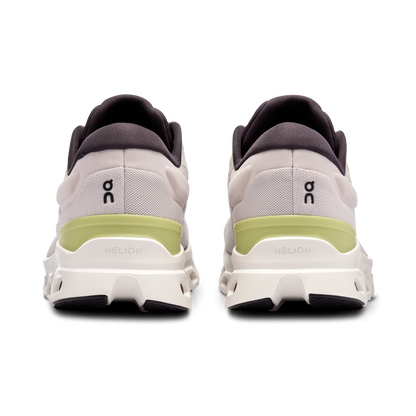 On Cloudstratus 3 - Pearl | Ivory